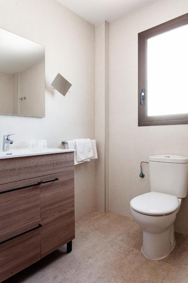Hostal Vila del Mar Lloret de Mar Esterno foto