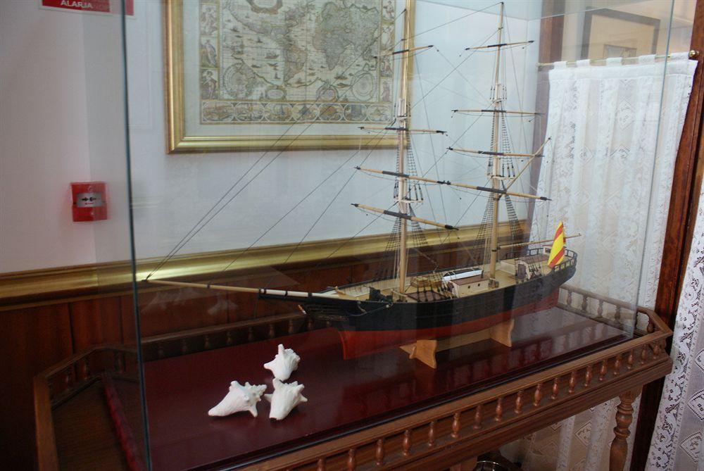 Hostal Vila del Mar Lloret de Mar Esterno foto