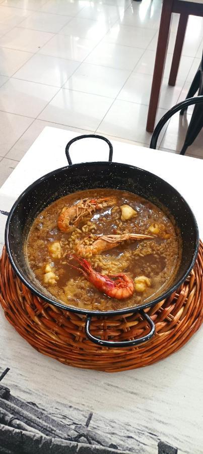 Hostal Vila del Mar Lloret de Mar Esterno foto