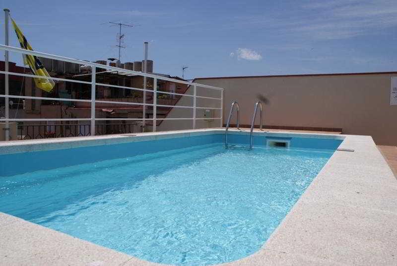 Hostal Vila del Mar Lloret de Mar Esterno foto